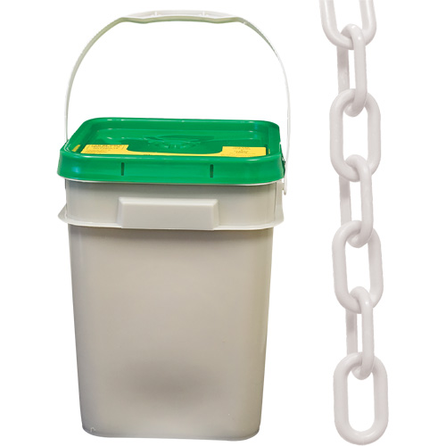 Chaîne de s&eacute;curit&eacute; en plastique robuste, Blanc, Maillon de 2", 120' de long Groupe Belzile Dickner