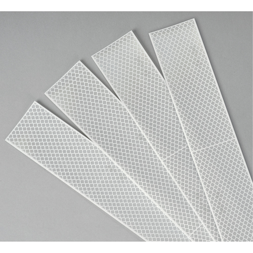 3M Scotchlite Diamond Grade Conspicuity Sheeting Series 983, 2" W x 12" L, White Groupe Belzile Dickner
