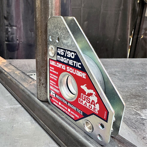Magnetic Welding Squares, 3-3/4" L x 3/4" W x 4-3/8" H, 75 lbs. Groupe Belzile Dickner