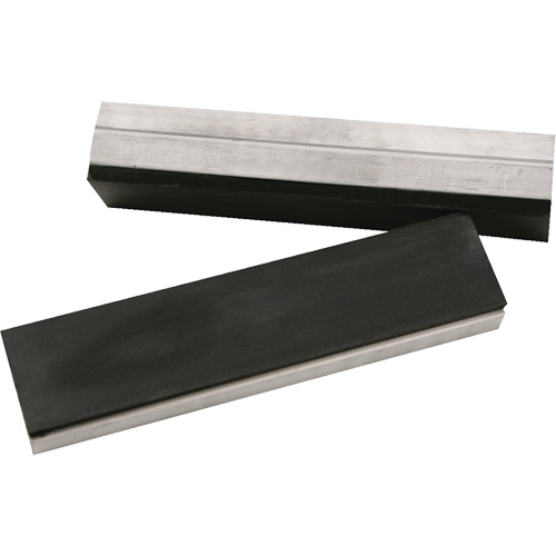 Accessoires pour &eacute;taux - Prot&egrave;ge-m&acirc;choires Magnefix &agrave; surface caoutchout&eacute;e Groupe Belzile Dickner