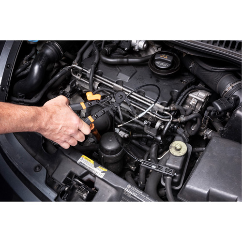 Pince &agrave; collier de serrage avec c&acirc;ble Groupe Belzile Dickner