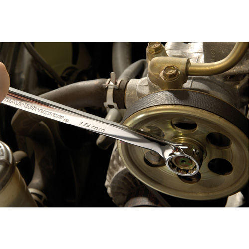 Jeu d'outils pour m&eacute;caniciens &agrave; 6 et 12 pans standards et profonds de 1/4", 3/8" et 1/2" SAE/m&eacute;triques Groupe Belzile Dickner