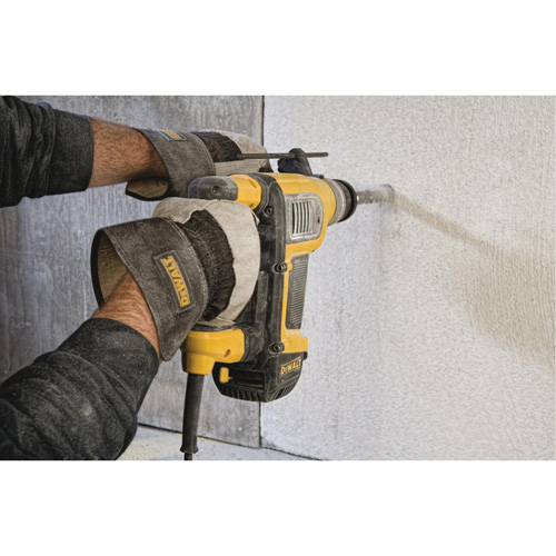Marteau combin&eacute; SDS-Plus, 1-1/8", 9 A, 0-4700 Coups/min, 0-820 Tr/min, 3,1 lb-pi Groupe Belzile Dickner