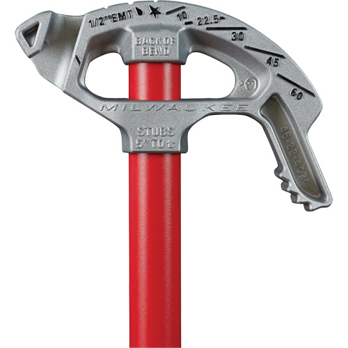 Machine &agrave; plier les conduits en aluminium Groupe Belzile Dickner