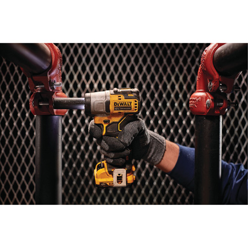 Cl&eacute; &agrave; choc avec moteur sans balai Xtreme (outil seulement), 12 V, Mandrin 3/8" Groupe Belzile Dickner