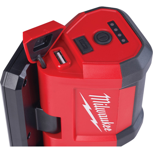 M12 Rover Service & Repair Flood Light with USB Charging, LED, 700 Lumens Groupe Belzile Dickner