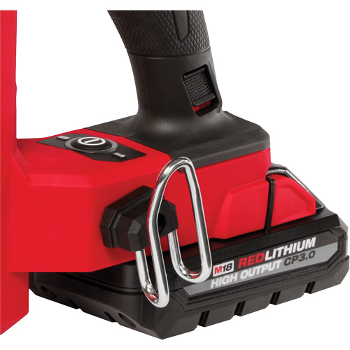 Ensemble agrafeuse pour cl&ocirc;ture utilitaire M18 Fuel, Agrafes 2"/1-1/2"/1-3/4" Groupe Belzile Dickner