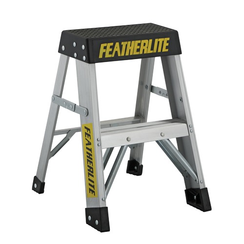 Industrial Extra Heavy-Duty Step Stool/Ladders, 2', Aluminum, 300 lbs. Capacity, Type 1A Groupe Belzile Dickner