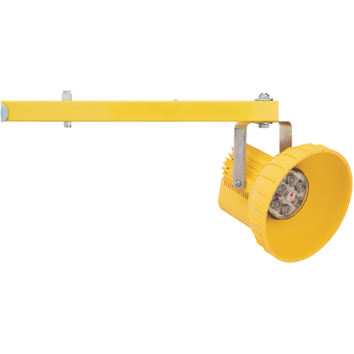Lampes DEL en polycarbonate pour quai de chargement Groupe Belzile Dickner