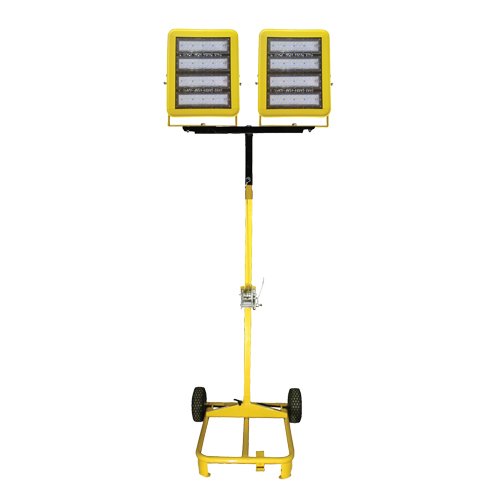Chariot d'&eacute;clairage &agrave; deux t&ecirc;tes avec treuil, DEL, 400 W, 60 000 lumens, Boîtier en Aluminium Groupe Belzile Dickner