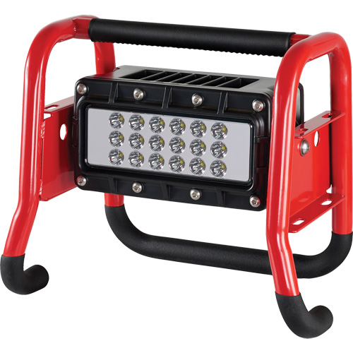Lampe de sc&egrave;ne rechargeable et portative Scene Light II, DEL, 10000 lumens, Boîtier en Plastique Groupe Belzile Dickner