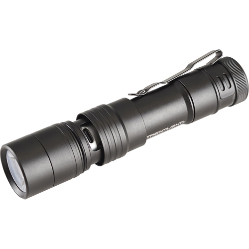 Lampe de poche USB MegaStream, 1800 lumens, Piles Rechargeable Groupe Belzile Dickner