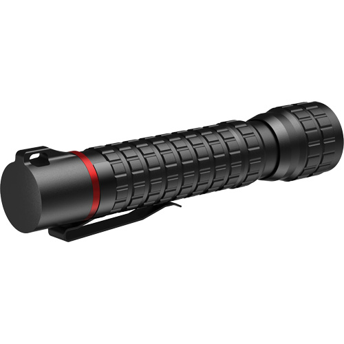 Lampe de poche &eacute;tanche G40R avec mise au point par rotation, DEL, 650 lumens, Piles Rechargeable Groupe Belzile Dickner