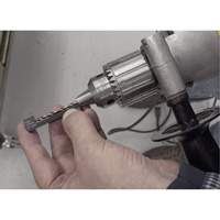 Gabarit de perçage pour installation sur collecteur pour Dodge 5,7 L Hemi Groupe Belzile Dickner