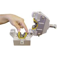 A/C Hose Crimper Groupe Belzile Dickner