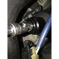 Douille pour filtre &agrave; carburant Cummins 6,7 L - 28 mm Groupe Belzile Dickner