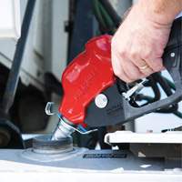 Pistolet automatique rouge &agrave; tr&egrave;s haut d&eacute;bit pour diesel Groupe Belzile Dickner