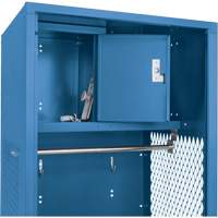 Casier pour &eacute;quipement, Acier, 24" la x 18" p x 72" h, Bleu fonc&eacute; Groupe Belzile Dickner