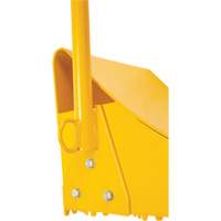 Ice Chock with Ergonomic Handle, Steel, Yellow, 8-1/16" W x 10-5/8" D x 8-13/16" H Groupe Belzile Dickner