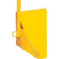 Ice Chock with Ergonomic Handle, Steel, Yellow, 8-1/16" W x 10-5/8" D x 8-13/16" H Groupe Belzile Dickner