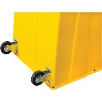 Escabeau industriel, 4 marches, 44" x 22-1/4" x Hauteur 65-1/8" Groupe Belzile Dickner