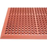 Competitor Series Mats, Slotted, 3' x 5' x 7/8", Orange, Natural Rubber Groupe Belzile Dickner