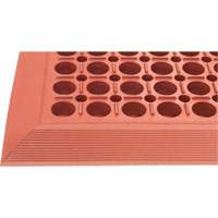 Competitor Series Mats, Slotted, 3' x 5' x 7/8", Orange, Natural Rubber Groupe Belzile Dickner