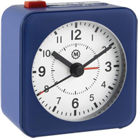Mini-horloge et alarme sans tic-toc, Analogique, À piles, 2,3" dia., Bleu OQ834 | Dickner Inc