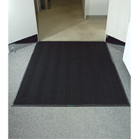 Waterhog&reg; Eco Elite Matting, Wiper/Scraper, 4' x 6' x 3/8", Black Smoke Groupe Belzile Dickner