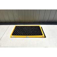 Ultra-Containment Tray&reg;, 54" L x 29.8" W x 3.5" H, 14 US gal. Spill Capacity Groupe Belzile Dickner