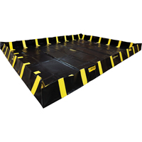 Bermes de confinement avec supports int&eacute;rieurs de parois QuickBerm , Capacit&eacute; 2990 gal. US, 20' la x 20' lo x 12" h, Support &agrave; encliqueter Groupe Belzile Dickner