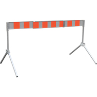 Barricade de rue, En A, 6' lo x 5-1/2" h, Orange/Blanc SED889 | Dickner Inc