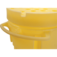 Trousse de lutte contre les d&eacute;versements de premi&egrave;re qualit&eacute;, Universel, Overpack/Baril de r&eacute;cup&eacute;ration, Absorbance de 95 gal. US Groupe Belzile Dickner