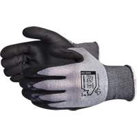 Gants en nylon Dexterity, 6, R&ecirc;vetement Nitrile, Calibre 13, Enveloppe en Nylon Groupe Belzile Dickner