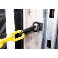 Loading Dock Safety Chain Kit, Plastic Groupe Belzile Dickner