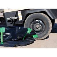 Ultra-Containment Berm&reg;, 179 US gal. Capacity, 4' W x 6' L x 12" H, Stake Wall Groupe Belzile Dickner