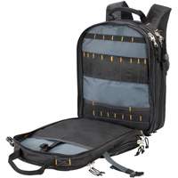 Sacs &agrave; dos pour outils &agrave; 75 pochettes, 13" lo x 17-1/2" la, Noir, Nylon Groupe Belzile Dickner