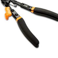 Pince &agrave; collier de serrage avec c&acirc;ble Groupe Belzile Dickner