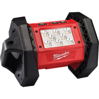 M18 ROVER Flood Light, LED, 8 W, 1500 Lumens, Rubber Housing Groupe Belzile Dickner