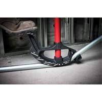 Machine &agrave; plier les conduits en fer Groupe Belzile Dickner