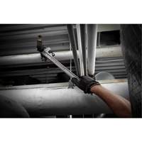 Cl&eacute; &agrave; tuyau avec manche Powerlength, Cap des m&acirc;choires 1-1/2", Longueur 10" Groupe Belzile Dickner