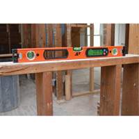 Niveau num&eacute;rique programmable &agrave; double r&eacute;tro&eacute;clairage JLX&reg; Groupe Belzile Dickner
