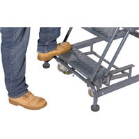 &eacute;chelles roulantes avec pied verrouillable activ&eacute; par le poids, 6 marches, Largeur de la marche 24", Hauteur de la plateforme 60", Acier Groupe Belzile Dickner
